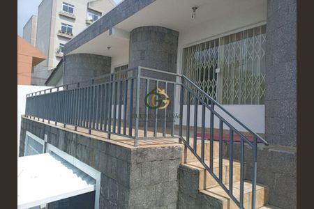 1_photo/94dcfcbeab.4e221277b30b404d-ATLAS-94e9101a-c186-486e-94dd-d78c25e943fe.jpg de casa à venda com 5 quartos, 350m² em Capão Raso, Curitiba