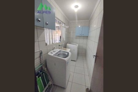 11_photo/94dcfcbeab.4e221277b30b404d-ATLAS-e7de5c14-a6e2-4183-93b6-eb26cd0104b2.jpg de casa à venda com 5 quartos, 300m² em Capão Raso, Curitiba