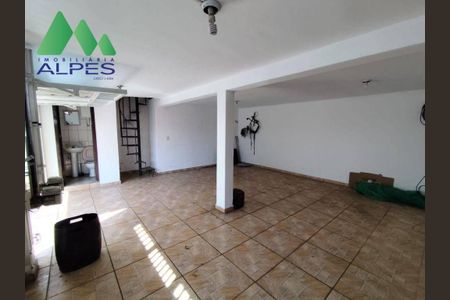 11_photo/94dcfcbeab.4e221277b30b404d-ATLAS-ec721ac8-7e92-42a2-9c74-417e03591ee3.jpg de casa à venda com 5 quartos, 300m² em Capão Raso, Curitiba