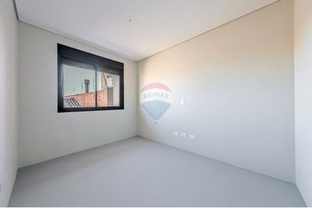 9_photo/94dcfcbfc5.b666900d81951c4e-ATLAS-34c2a5da-0d69-4368-97fd-bf94b9073785.jpg de apartamento à venda com 3 quartos, 170m² em Pinheirinho, Curitiba