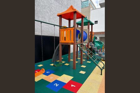 4_photo/94dcfcbfc5.ba0109754bec6c7f-ATLAS-21c8604d-5073-4c11-bf10-18540a7a8eae.jpg de casa à venda com 3 quartos, 252m² em Pinheirinho, Curitiba