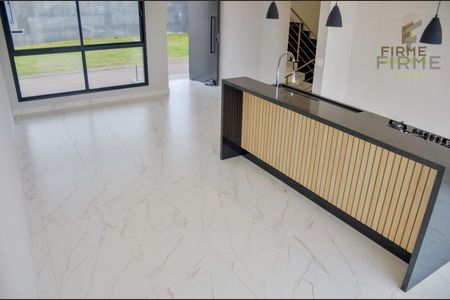 3_photo/94dcfcbfc5.ba0109754bec6c7f-ATLAS-de7e94f2-4002-482f-baf0-09dc21fb04dd.jpg de casa à venda com 4 quartos, 217m² em Pinheirinho, Curitiba