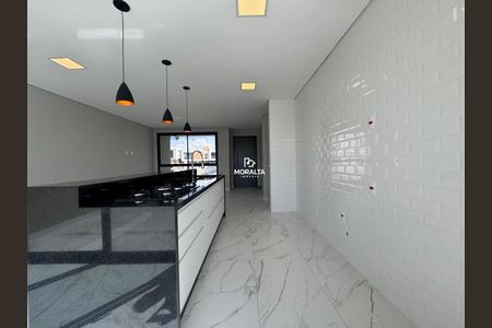 18_photo/94dcfcbfc5.ba0109754bec6c7f-ATLAS-eda36477-a3c9-4104-b5da-356cf90f3fba.jpg de casa à venda com 3 quartos, 250m² em Pinheirinho, Curitiba