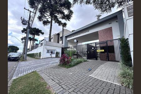 2_photo/94dcfcbfc5.ba0109754bec6c7f-ATLAS-eef08224-19e1-4eb3-b721-d514e7cbd3cf.jpg de casa à venda com 3 quartos, 250m² em Pinheirinho, Curitiba