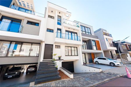 3_photo/94dcfcbfc5.f0ecc906b832f777-ATLAS-70e0d3c5-7e0a-4a8f-8c8e-d46fe603b5e7.jpg de casa à venda com 2 quartos, 214m² em Pinheirinho, Curitiba