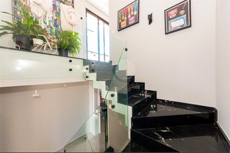 12_photo/94dcfcbfc5.f0ecc906b832f777-ATLAS-9b230202-94e6-4529-89dd-498567732ff7.jpg de casa à venda com 2 quartos, 214m² em Pinheirinho, Curitiba