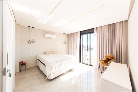 6_photo/94dcfcbfc5.f0ecc906b832f777-ATLAS-d2f397fb-53a2-4b89-8cab-00c032645bba.jpg de casa à venda com 2 quartos, 214m² em Pinheirinho, Curitiba