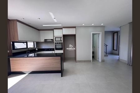 10_photo/94dcfcbfe9.56b4a938f0860212-ATLAS-f3903da7-1c74-47dc-aa3f-e8e8a4d9bddb.jpg de casa à venda com 3 quartos, 170m² em Pinheirinho, Curitiba