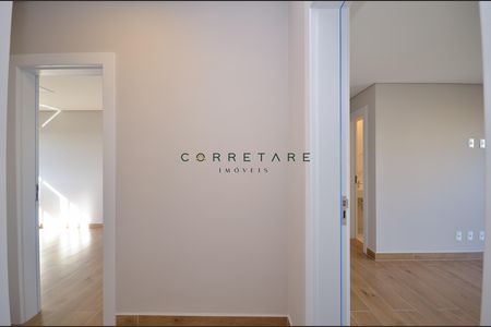 8_photo/94dcfcbfe9.727aa8b94b909c75-ATLAS-4ca3c2cf-1288-44ef-bdc5-cc3f59bd4b4a.jpg de casa à venda com 3 quartos, 252m² em Pinheirinho, Curitiba