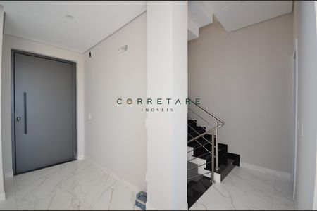 6_photo/94dcfcbfe9.727aa8b94b909c75-ATLAS-511dd1e5-e5cb-4a1d-9c73-ade701daccee.jpg de casa à venda com 3 quartos, 252m² em Pinheirinho, Curitiba