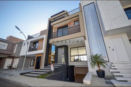 7_photo/94dcfcbfe9.727aa8b94b909c75-ATLAS-e5a72b89-8907-42a6-ab94-368359be4e1f.jpg de casa à venda com 3 quartos, 252m² em Pinheirinho, Curitiba