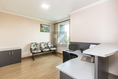 42_photo/94dcfcc3e1.6281422389091f53-ATLAS-37dcc556-3d66-45fc-b812-eb498e38d67b.jpg de casa à venda com 4 quartos, 275m² em Pinheirinho, Curitiba