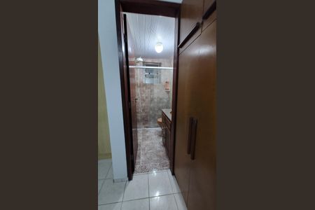 11_photo/94dcfcc451.d507f7aa6fb7bece-ATLAS-e7a9f3ac-e0ab-4913-80c9-db387f7f7e59.jpg de casa à venda com 5 quartos, 170m² em Capão Raso, Curitiba