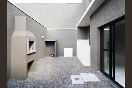 7_photo/94dcfcc45d.dfdf3a77207432af-ATLAS-18f8a3d3-fa8f-4005-8386-c95388cd1a84.jpg de casa à venda com 3 quartos, 122m² em Capão Raso, Curitiba