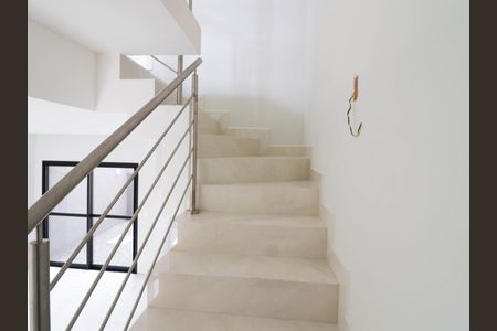 1_photo/94dcfcc45d.dfdf3a77207432af-ATLAS-ec16549d-aabe-4e87-bb7b-8f13bd8cb70b.jpg de casa à venda com 3 quartos, 101m² em Capão Raso, Curitiba