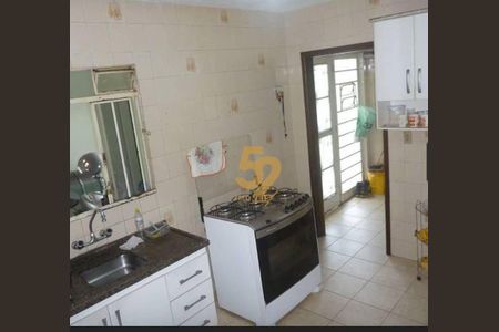 2_photo/94dcfcc667.18f6a4b8d5bea4c3-ATLAS-157ee98f-13f6-4474-8587-766f66b1d9cf.jpg de casa à venda com 3 quartos, 192m² em Capão Raso, Curitiba