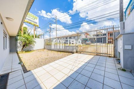 8_photo/94dcfcc667.18f6a4b8d5bea4c3-ATLAS-41df28e6-5cc2-4a1c-a4e9-7aa46e8861a9.jpg de casa à venda com 3 quartos, 193m² em Capão Raso, Curitiba