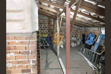 6_photo/94dcfcc667.18f6a4b8d5bea4c3-ATLAS-4349b607-abf0-4fc5-b518-daa552db632a.jpg de casa à venda com 3 quartos, 192m² em Capão Raso, Curitiba