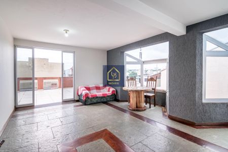 10_photo/94dcfcc68d.1234fb2911a7d6d0-ATLAS-364ee736-a985-4d55-9fa4-cae017098b6b.jpg de casa à venda com 4 quartos, 320m² em Capão Raso, Curitiba