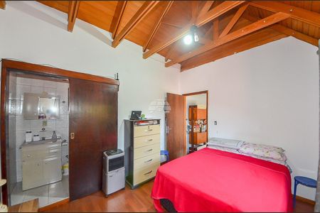 2_photo/94dcfcc741.c8a3ea8b468b2e37-ATLAS-401e0e06-7e78-49dc-9c90-524ef80e22ad.jpg de casa à venda com 3 quartos, 250m² em Capão Raso, Curitiba