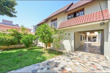 6_photo/94dcfcc741.c8a3ea8b468b2e37-ATLAS-78cbd9ec-4321-4e20-a6fe-28226b241bd5.jpg de casa à venda com 3 quartos, 250m² em Capão Raso, Curitiba