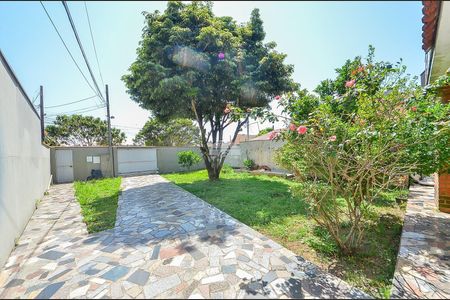 5_photo/94dcfcc741.c8a3ea8b468b2e37-ATLAS-bf3f92ed-3f51-4864-a2a2-4dee9d076957.jpg de casa à venda com 3 quartos, 250m² em Capão Raso, Curitiba