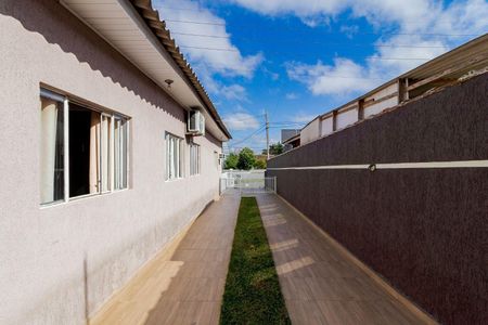 9_photo/94dcfcca7f.e5e452eba45b72d1-ATLAS-cc144759-2bd1-4e1a-922e-dc7a457c86f6.jpg de casa à venda com 3 quartos, 268m² em Novo Mundo, Curitiba