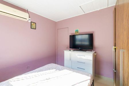 32_photo/94dcfcca7f.e5e452eba45b72d1-ATLAS-ccc42258-0a68-47fd-a501-0964d8ea3ab4.jpg de casa à venda com 3 quartos, 268m² em Novo Mundo, Curitiba