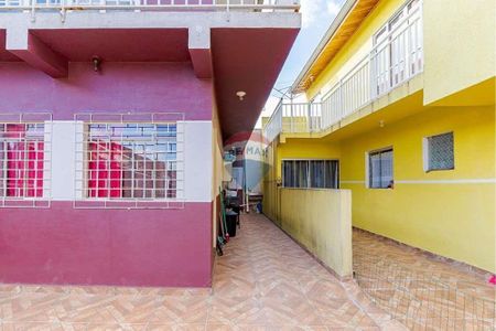 20_photo/94dcfcca87.2bfbd4f718a4a350-ATLAS-c32e0760-66f4-471e-924d-95a118332b8e.jpg de casa à venda com 7 quartos, 268m² em Novo Mundo, Curitiba