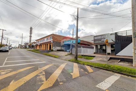 35_photo/94dcfcca87.2bfbd4f718a4a350-ATLAS-d90090f8-2d10-4b4e-b9a7-d44a07ecb2b5.jpg de casa à venda com 7 quartos, 268m² em Novo Mundo, Curitiba