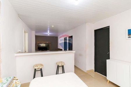 5_photo/94dcfcca87.2bfbd4f718a4a350-ATLAS-e6eb0bc7-6eb1-4ba0-8d99-52b44026d2d2.jpg de casa à venda com 7 quartos, 268m² em Novo Mundo, Curitiba