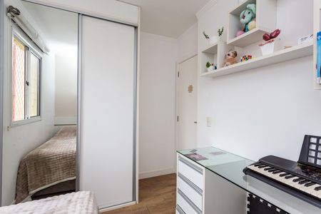 3_photo/94dcfccb61.faecce82d0fac38b-ATLAS-52959bf3-212d-4b8a-b9eb-9e452874a09d.jpg de apartamento à venda com 3 quartos, 63m² em Cidade Industrial de Curitiba, Curitiba