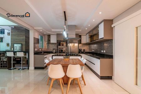 11_photo/94dcfcccd5.e1d2c46bde3eb79c-ATLAS-fe5d700e-880e-4a08-933b-a62813628716.jpg de casa à venda com 3 quartos, 280m² em Cidade Industrial de Curitiba, Curitiba