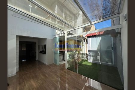 5_photo/94dcfcccff.3b1b4b7b30132152-ATLAS-3166d5f7-2fb8-4626-a23b-b9142534a3be.jpg de casa à venda com 3 quartos, 165m² em Cidade Industrial de Curitiba, Curitiba