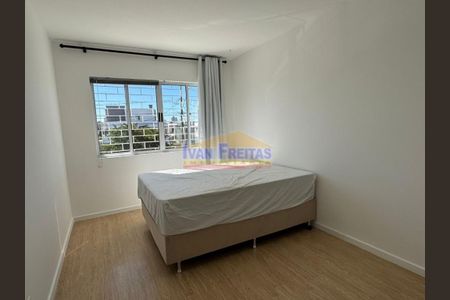 24_photo/94dcfcccff.3b1b4b7b30132152-ATLAS-d94ae368-4339-406b-a7a5-5b3b110f0d91.jpg de casa à venda com 3 quartos, 165m² em Cidade Industrial de Curitiba, Curitiba