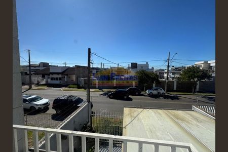 23_photo/94dcfcccff.3b1b4b7b30132152-ATLAS-ed68af63-e305-438b-87d3-282d0c13032e.jpg de casa à venda com 3 quartos, 165m² em Cidade Industrial de Curitiba, Curitiba