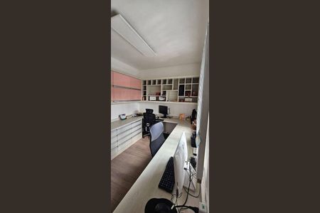 5_photo/94dcfccd17.f7b46fd9919be053-ATLAS-2a3e2c1d-145d-4680-aa29-0c1d2384df3e.jpg de casa à venda com 5 quartos, 141m² em Cidade Industrial de Curitiba, Curitiba