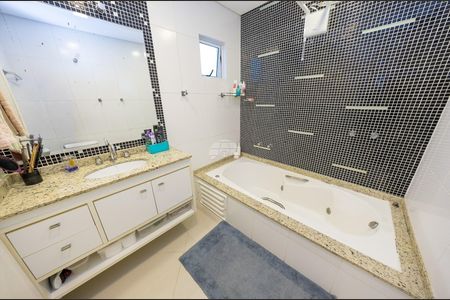 17_photo/94dcfccd1b.592244fe1bb6e512-ATLAS-df6b4b89-66a7-4b1c-9cb1-4d6df5d685bc.jpg de casa à venda com 3 quartos, 146m² em Cidade Industrial de Curitiba, Curitiba