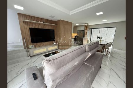 5_photo/94dcfccdf9.732b7fd8aaa5f07d-ATLAS-2bbc8ede-e8ad-4d8c-94ba-303be059f013.jpg de casa à venda com 3 quartos, 152m² em Cidade Industrial de Curitiba, Curitiba