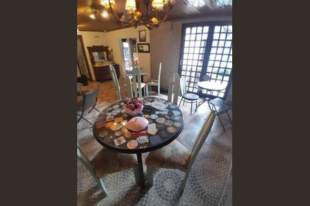 9_photo/94dcfccdf9.813fd5d09ffc6be1-ATLAS-7a29562d-68bb-4009-9997-a9df49f14977.jpg de casa à venda com 3 quartos, 236m² em Cidade Industrial de Curitiba, Curitiba