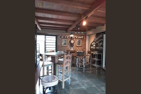 28_photo/94dcfccdf9.813fd5d09ffc6be1-ATLAS-8fa37111-8708-4402-bd1f-655dcaaba637.jpg de casa à venda com 3 quartos, 236m² em Cidade Industrial de Curitiba, Curitiba