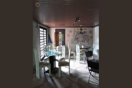 8_photo/94dcfccdf9.813fd5d09ffc6be1-ATLAS-c4051fcb-eee9-4bd6-b9b6-cf915fed1ddf.jpg de casa à venda com 3 quartos, 236m² em Cidade Industrial de Curitiba, Curitiba