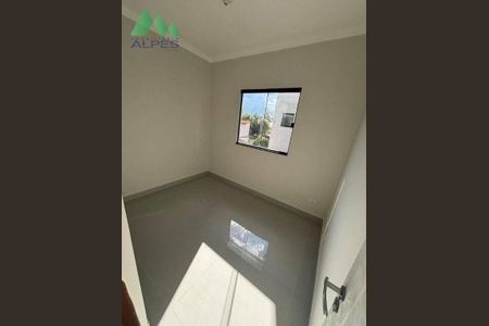 4_photo/94dcfccdf9.c71f1d8725b4ceca-ATLAS-68be9ed5-db7c-405f-b638-6d711a39b34c.jpg de casa à venda com 3 quartos, 160m² em Cidade Industrial de Curitiba, Curitiba