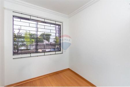 5_photo/94dcfcd103.fe96b63aec789ef1-ATLAS-232c3d90-e5eb-422a-896e-e15d4345908d.jpg de casa à venda com 5 quartos, 300m² em Cidade Industrial de Curitiba, Curitiba