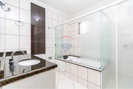 17_photo/94dcfcd103.fe96b63aec789ef1-ATLAS-40b2e25a-d5da-4753-a6db-8e29ffb80741.jpg de casa à venda com 5 quartos, 300m² em Cidade Industrial de Curitiba, Curitiba