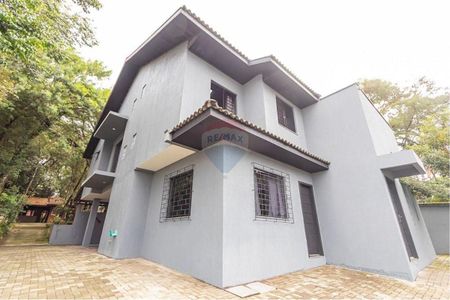 46_photo/94dcfcd103.fe96b63aec789ef1-ATLAS-4f4b9fdd-f486-4dea-9bd2-60fa3af061ba.jpg de casa à venda com 5 quartos, 300m² em Cidade Industrial de Curitiba, Curitiba