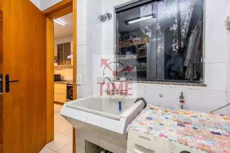 7_photo/94dcfcd125.0729fa2360cc4f2d-ATLAS-2a1bc251-bf11-4865-a017-7497b101cfb5.jpg de casa à venda com 3 quartos, 154m² em Cidade Industrial de Curitiba, Curitiba