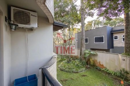 37_photo/94dcfcd125.0729fa2360cc4f2d-ATLAS-b14a4b9f-8448-4cb8-b760-2c5e61ed6fcc.jpg de casa à venda com 3 quartos, 154m² em Cidade Industrial de Curitiba, Curitiba