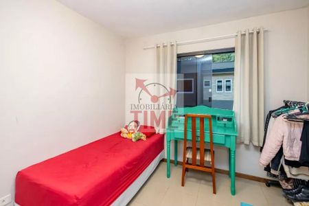 19_photo/94dcfcd125.0729fa2360cc4f2d-ATLAS-e0d66909-a1d6-407e-af08-81f4aa94646b.jpg de casa à venda com 3 quartos, 154m² em Cidade Industrial de Curitiba, Curitiba