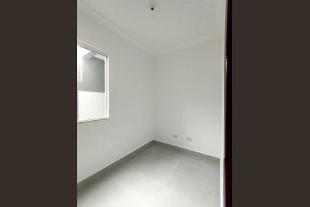 8_photo/94dcfcd5a3.2f15d505e37c7ac5-ATLAS-5c02a7e9-25c3-4013-9dfd-f3c81b390c4f.jpg de casa à venda com 2 quartos, 44m² em Cidade Industrial de Curitiba, Curitiba